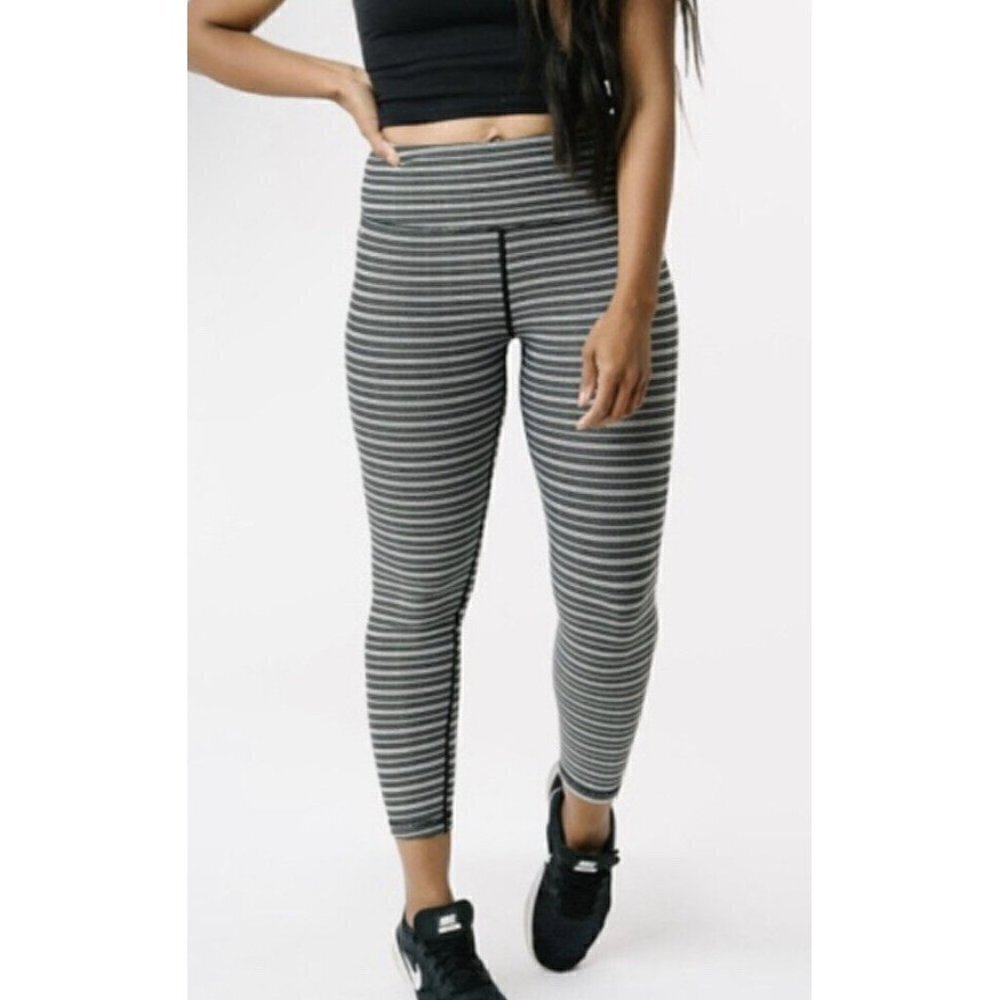 Zyia Active Women’s Size 2 Black‎ Aztec Adventure 7/8 24” Legging New